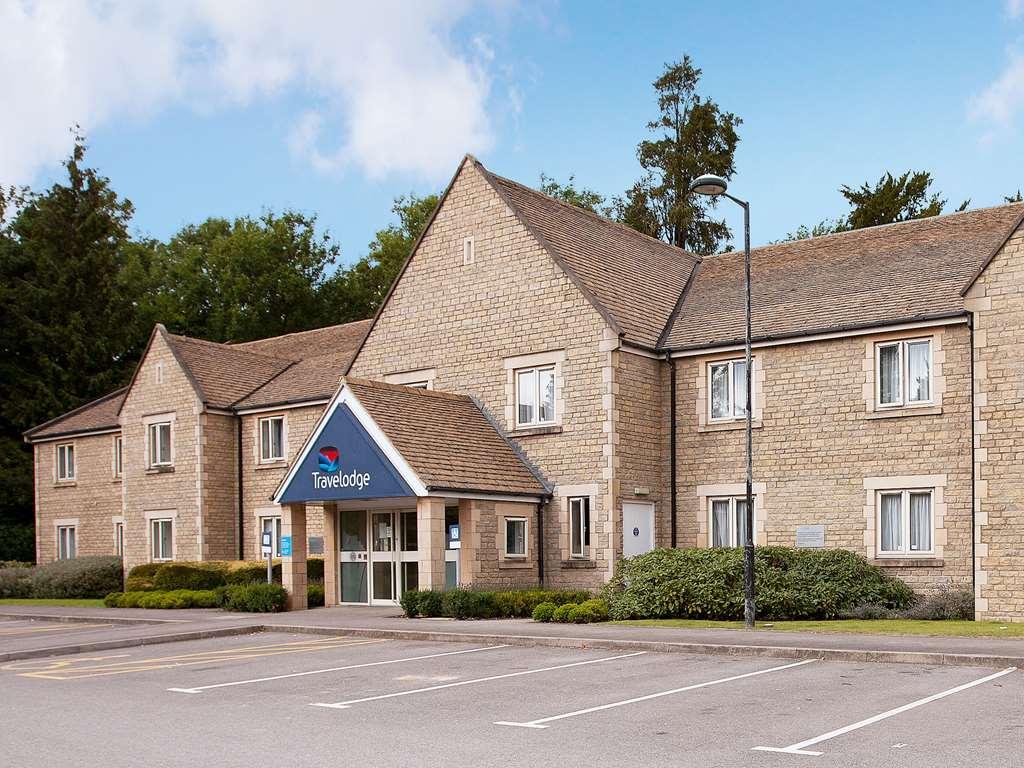 Travelodge Cirencester Εξωτερικό φωτογραφία